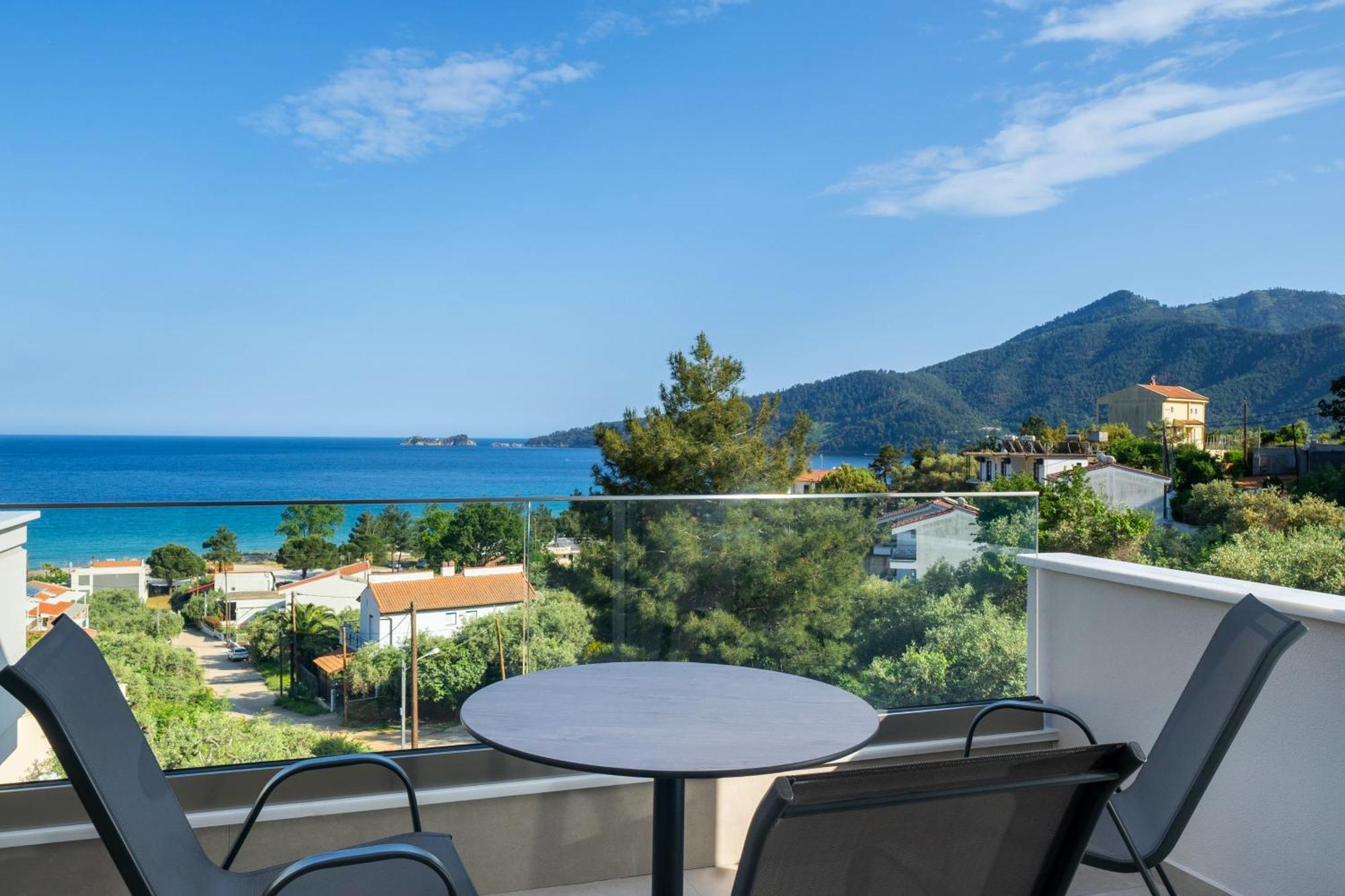 Villa Finikas Thassos Golden Beach クリッシ・アモウディア エクステリア 写真