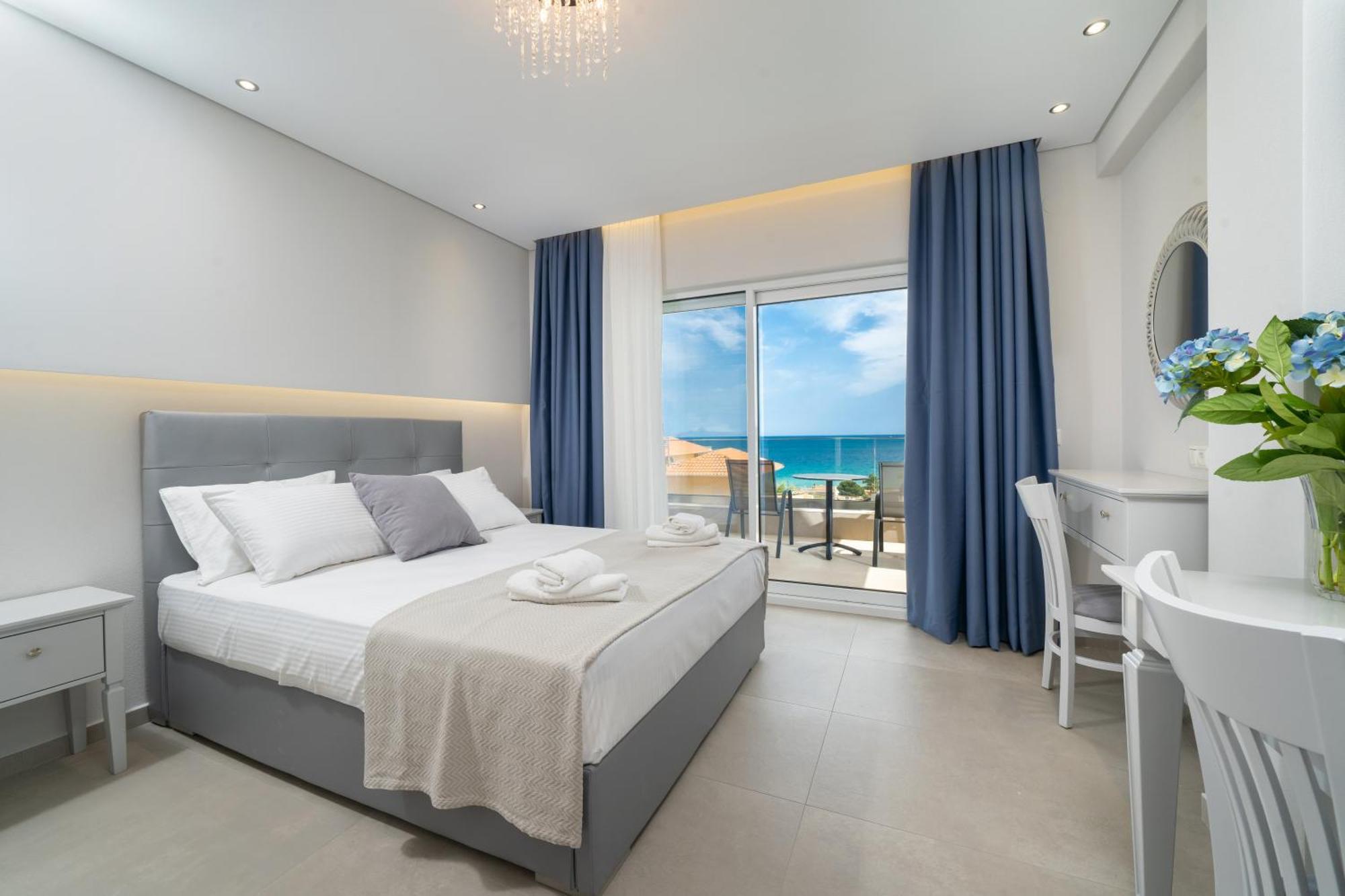 Villa Finikas Thassos Golden Beach クリッシ・アモウディア エクステリア 写真
